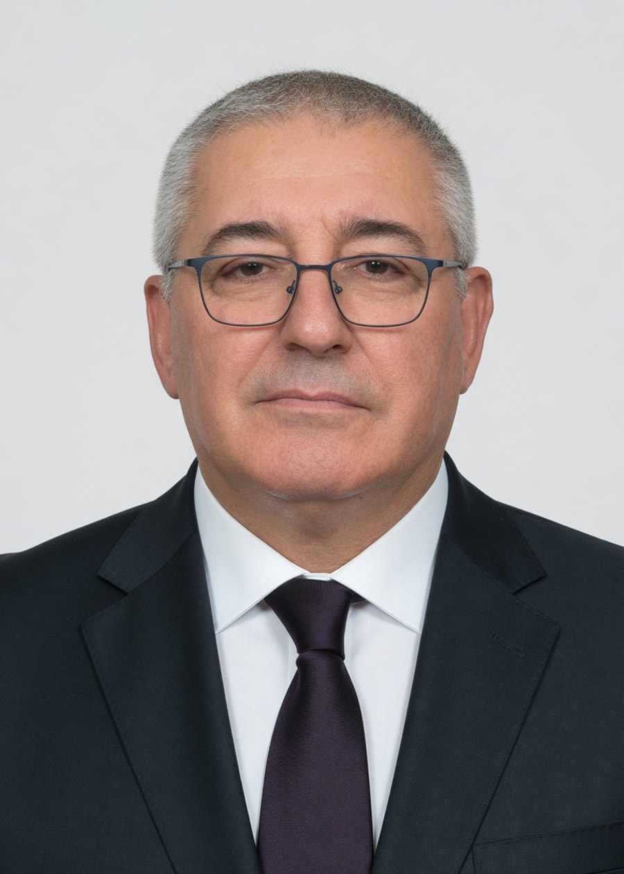 Portret Viorel Frumuselu