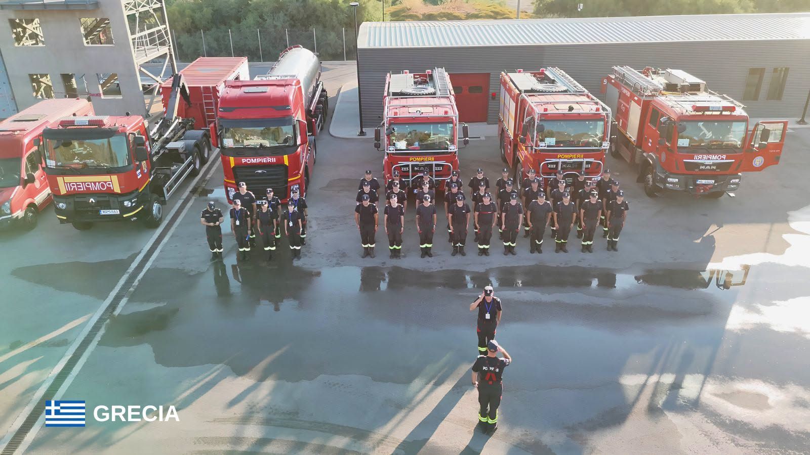 Pompieri români aflați în misiune internațională pentru combaterea incendiilor de vegetație